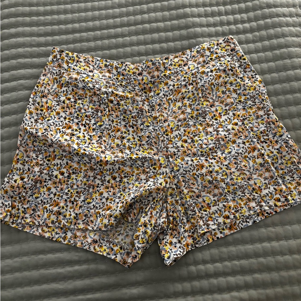 LOFT Vibrant Floral High Waist Summer Shorts
